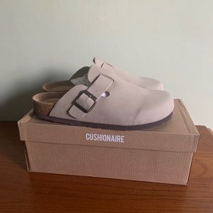 Cushionaire Clog